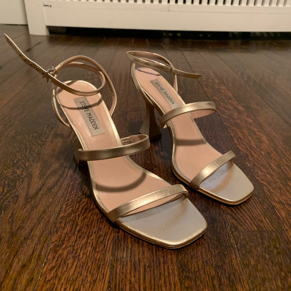 madden square toe, flare block heel